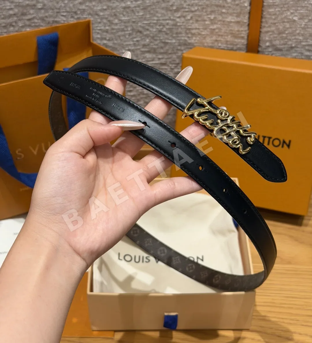 루이비통 스크립트 20mm 리버시블 벨트 상세 이미지 6