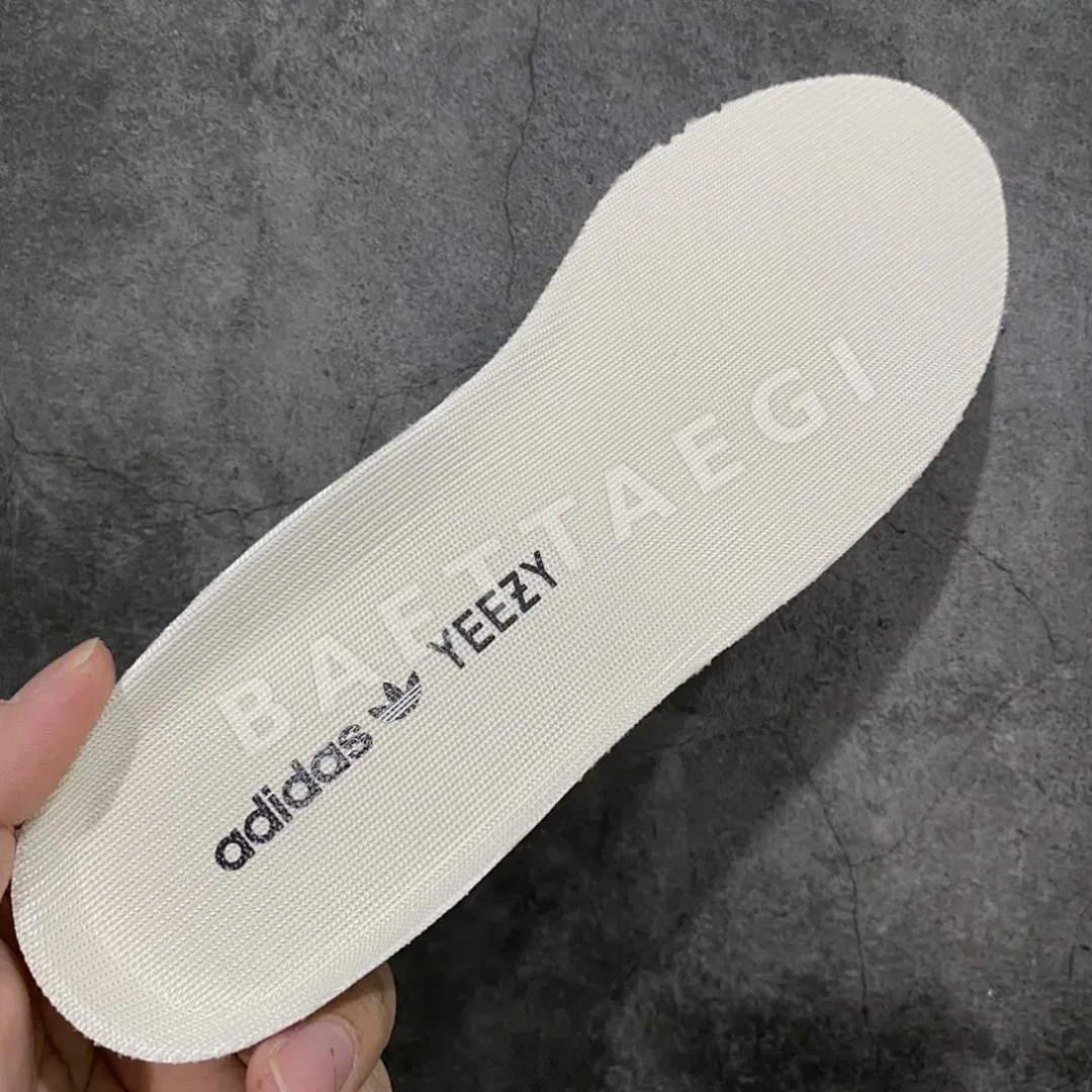 아디다스 이지 350 GY7658 200677 Adidas Yeezy 350 상세 이미지 10