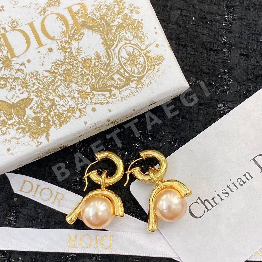 셀린느 귀걸이 69529 Celine Earrings 상세 이미지 2