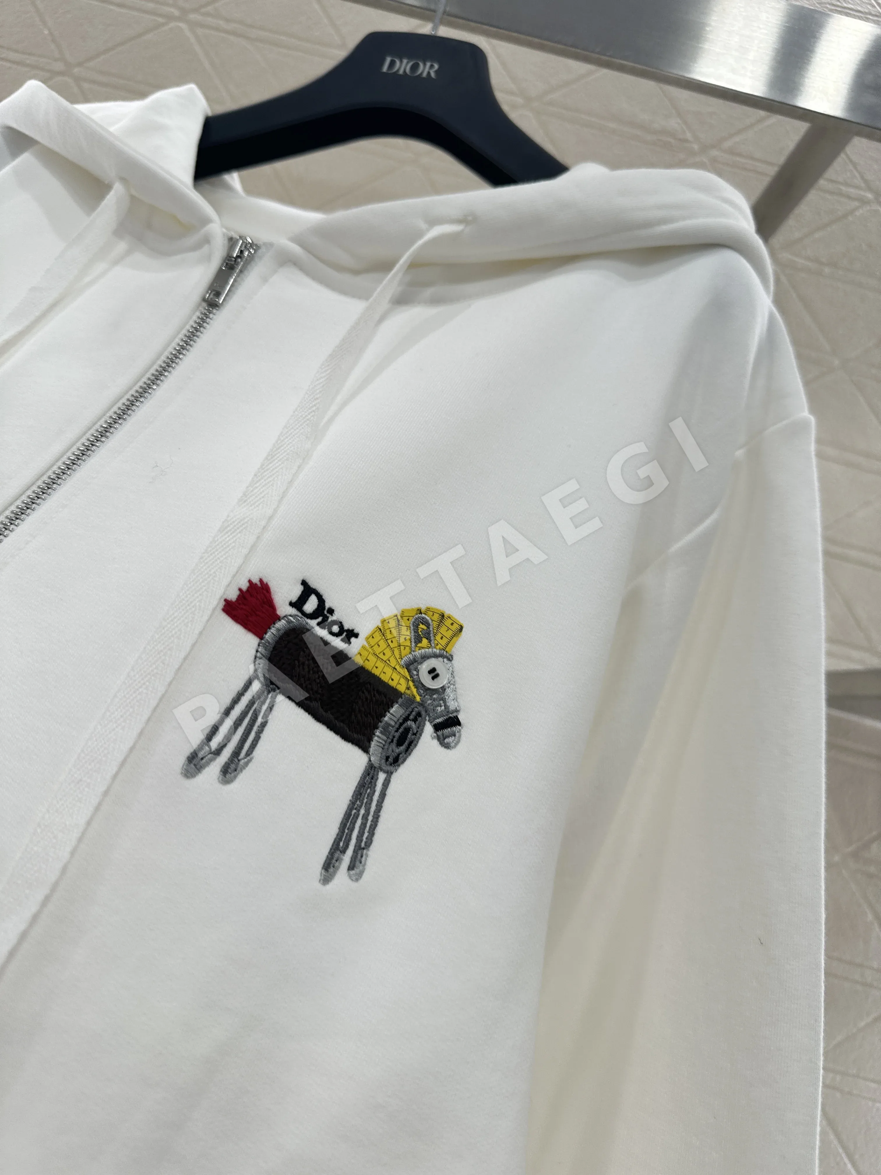 디올 여성 가디건 상세 이미지 11