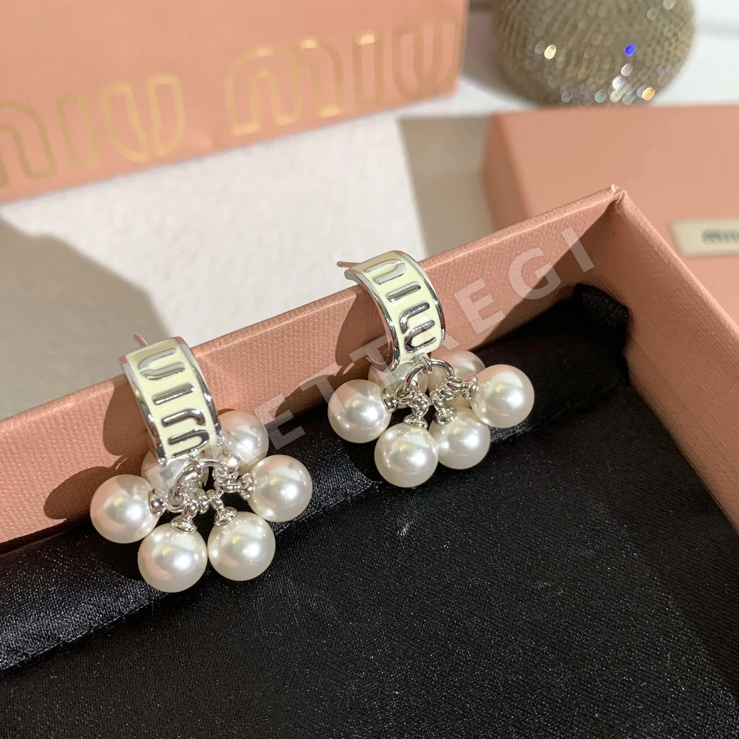 미우미우 귀걸이 61029 Miu Miu Earrings 상세 이미지 13