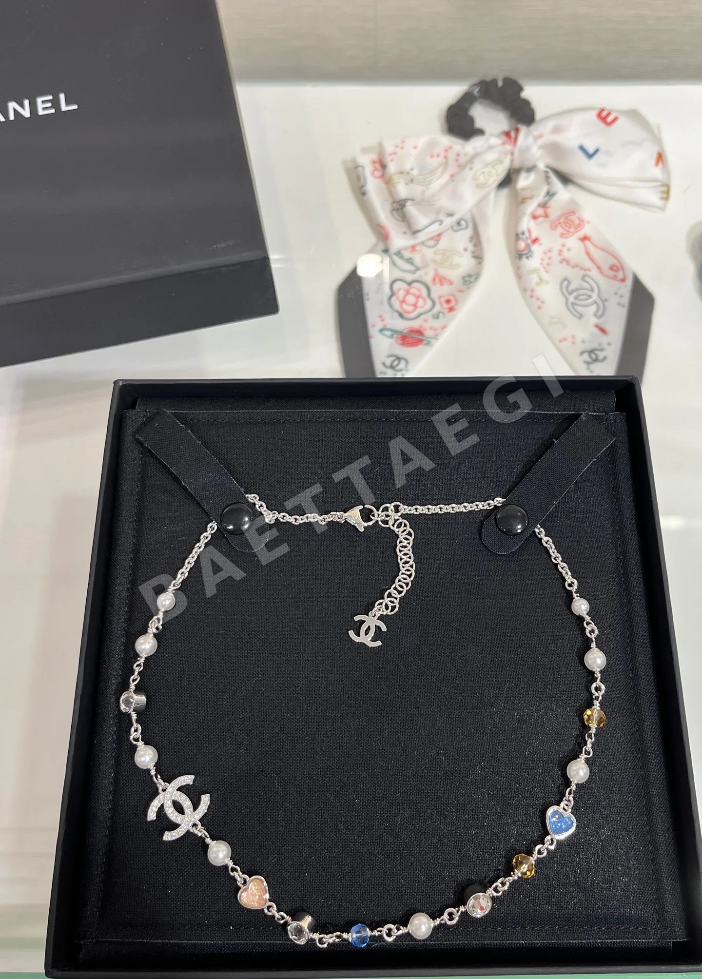 샤넬 블루핑크 하트 진주 목걸이 153843