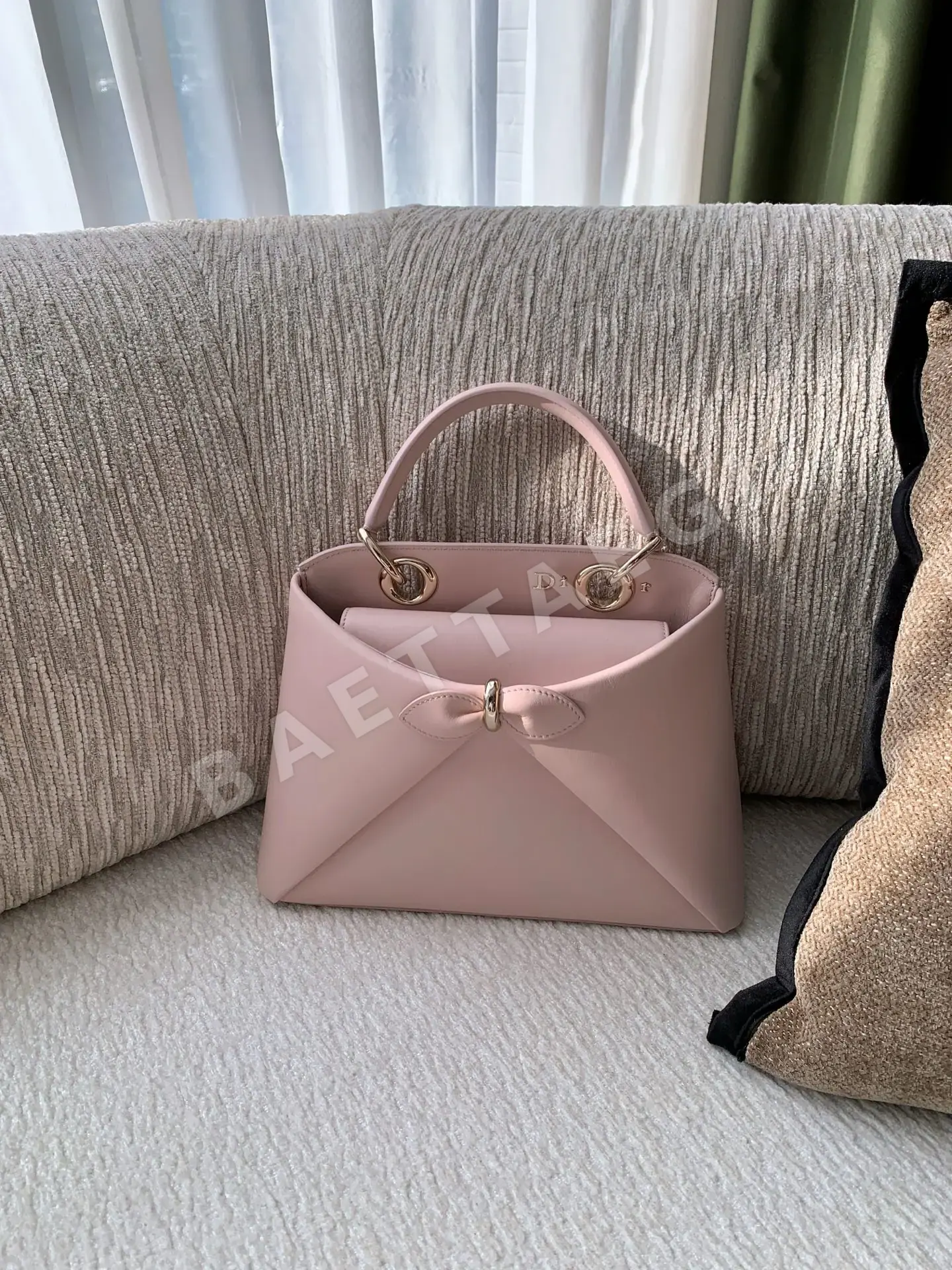 디올 시가르 핑크 라운드 미니백 190388