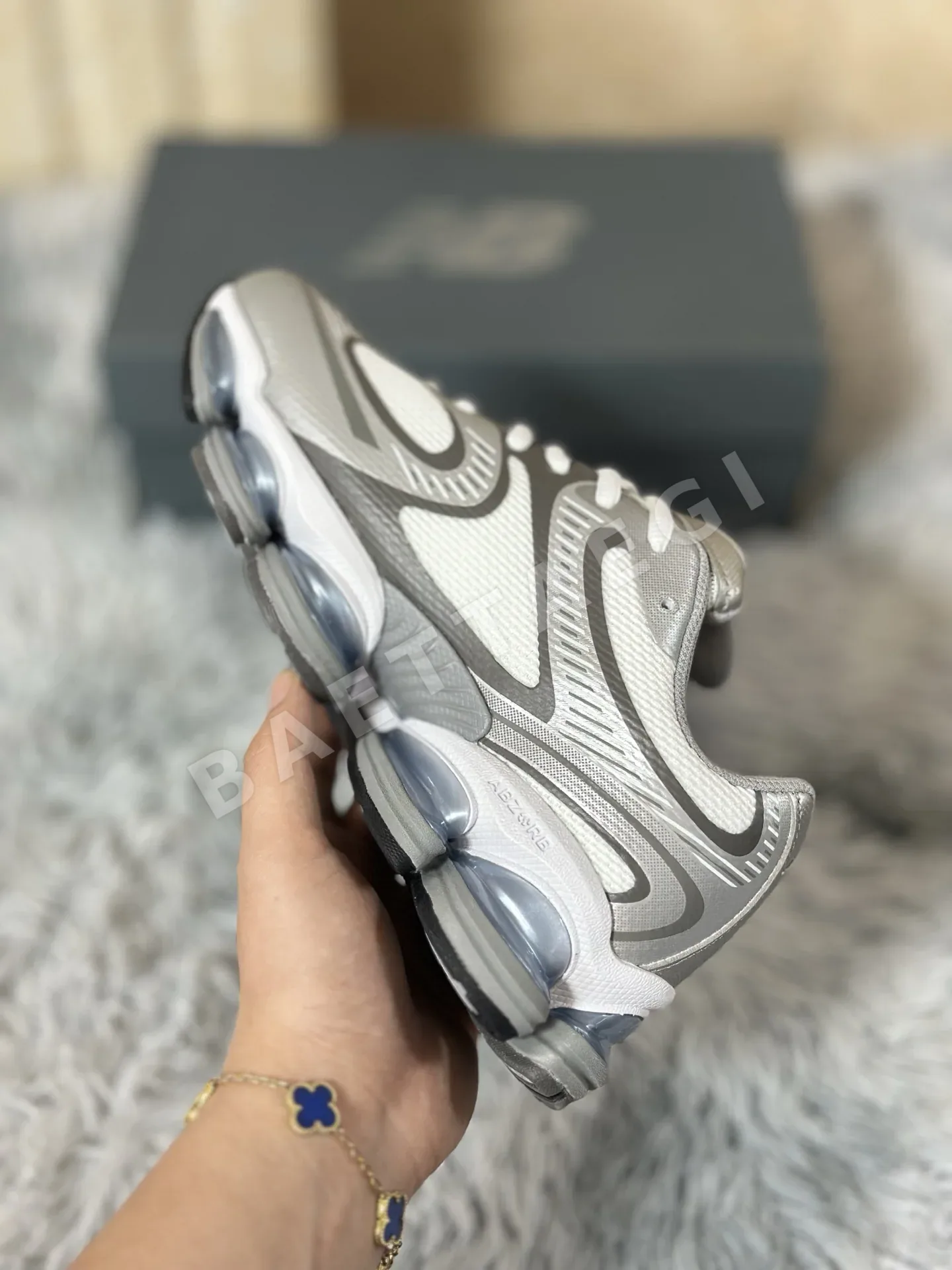 뉴발란스 NB2000 러닝화 상세 이미지 6