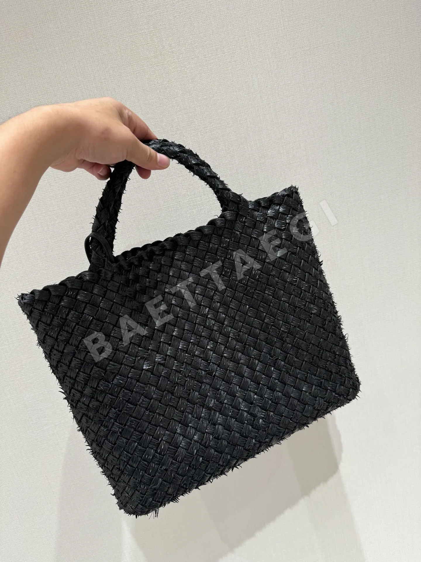 더로우 앰버 수작업 버킷 가방 상세 이미지 4