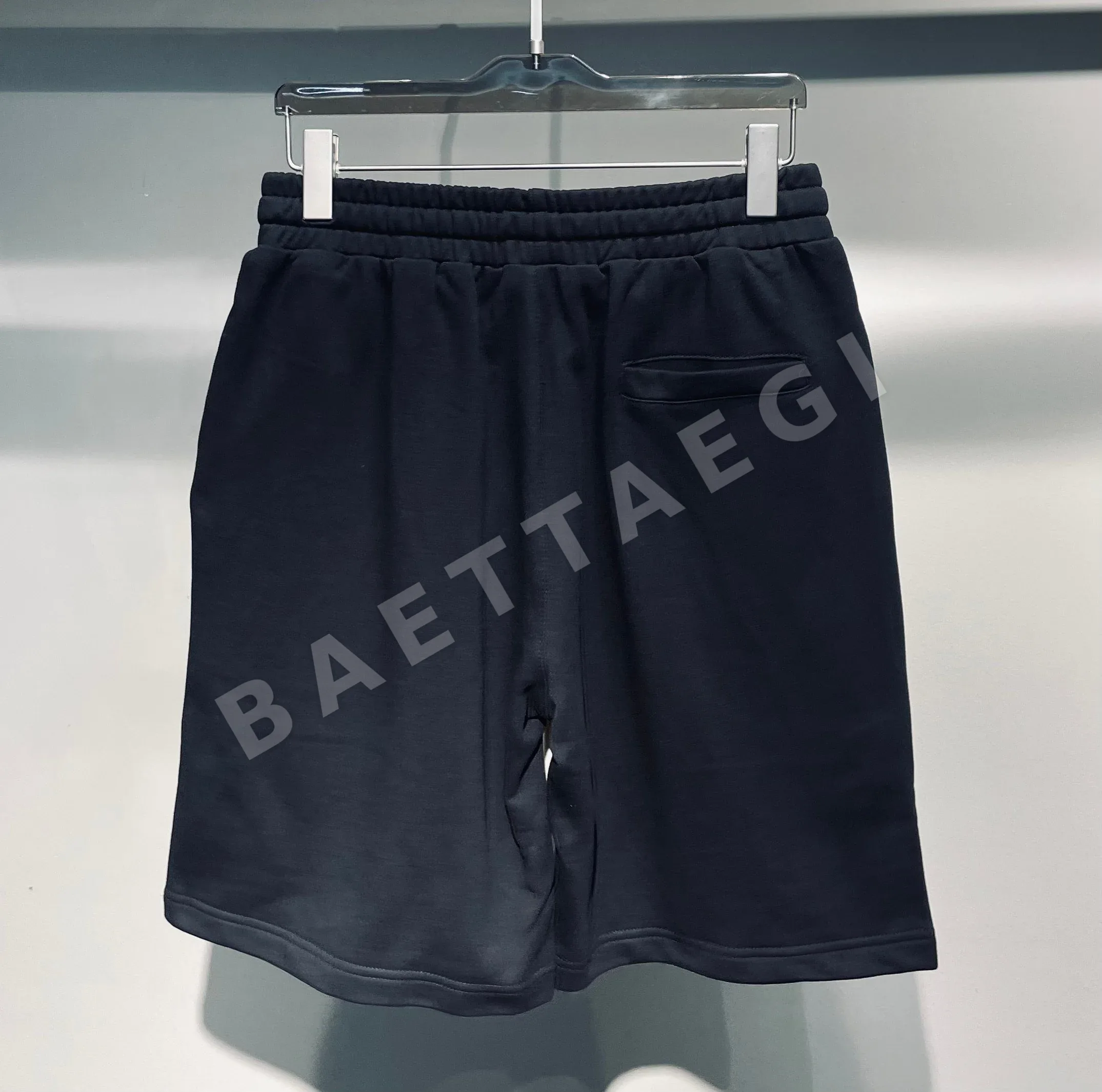 스톤아일랜드 남여공용 반바지 51374 Stone Island Shorts 상세 이미지 2