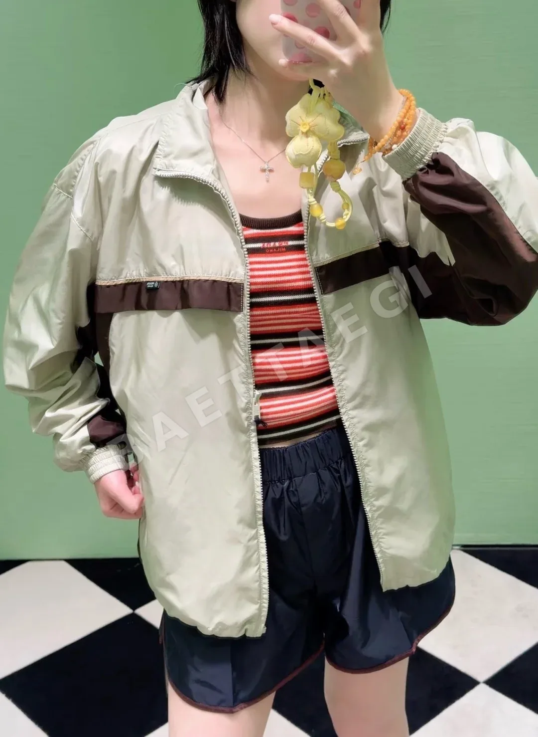 프라다 컬러 블록 나일론 여성 자켓 상세 이미지 2