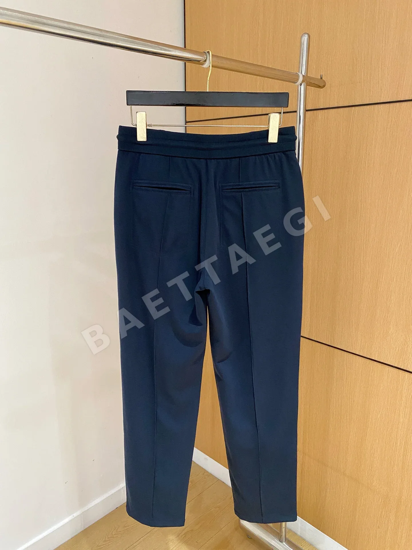 브루넬로쿠치넬리 텐셀 원단 남성 바지 상세 이미지 8