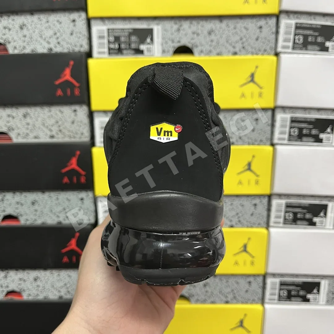 나이키 [OT] 에어 베이퍼맥스 플러스 블랙 레드 924453-008 201571 Nike Air VaporMax Plus 상세 이미지 3