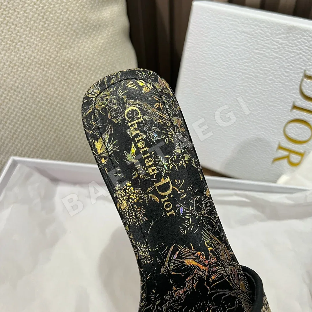 디올 라운드 힐 자수 뮬 샌들 상세 이미지 8