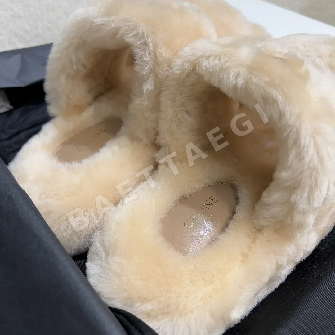 셀린느 울 개선문 퍼 슬리퍼 상세 이미지 8