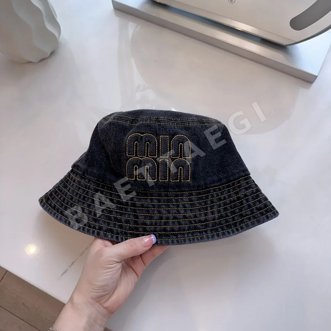 미우미우 데님 자수 버킷 햇 상세 이미지 2