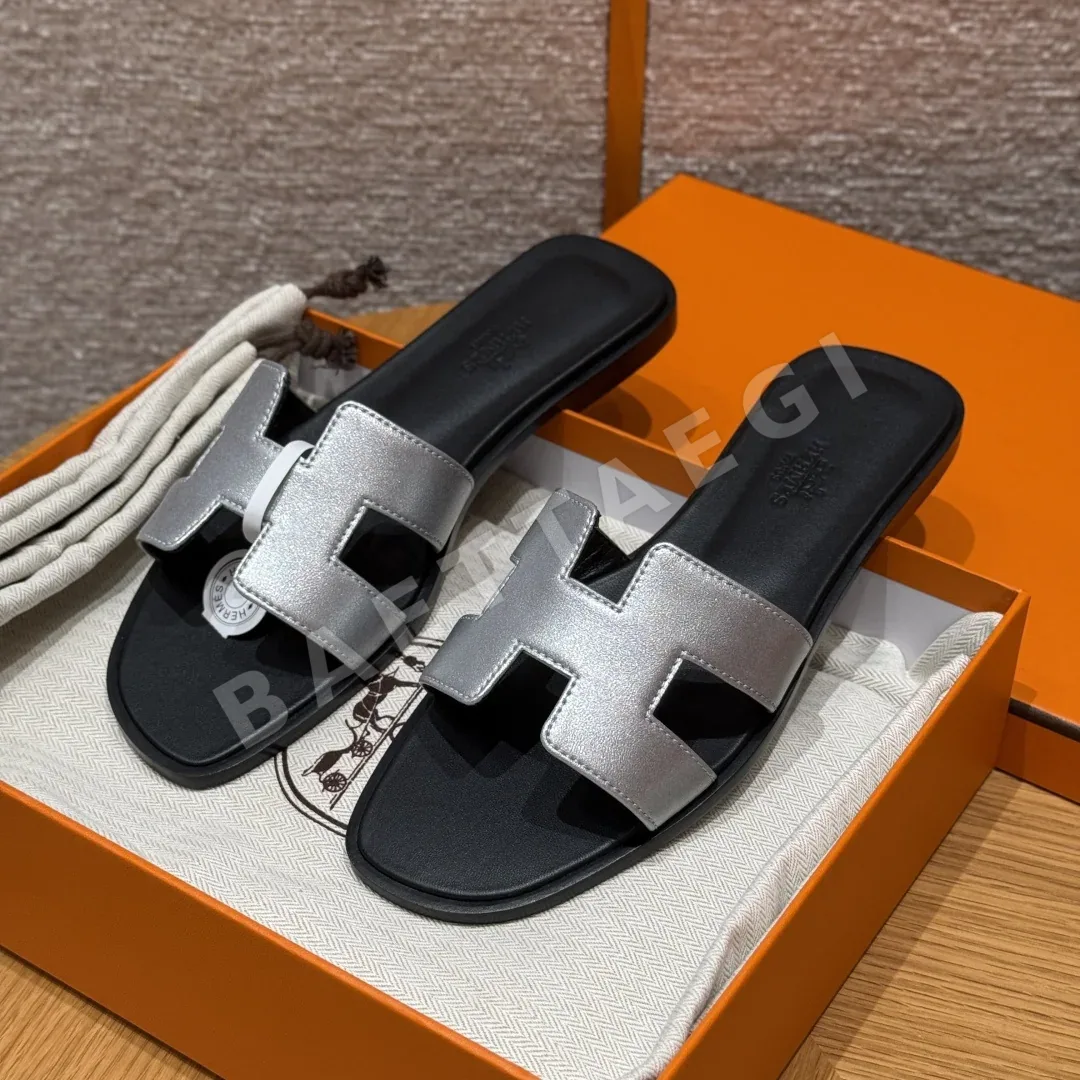 에르메스 오란 슬리퍼 117513