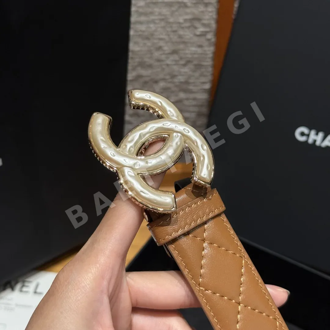 샤넬 더블 C 메탈 로고 램스킨 벨트 상세 이미지 6