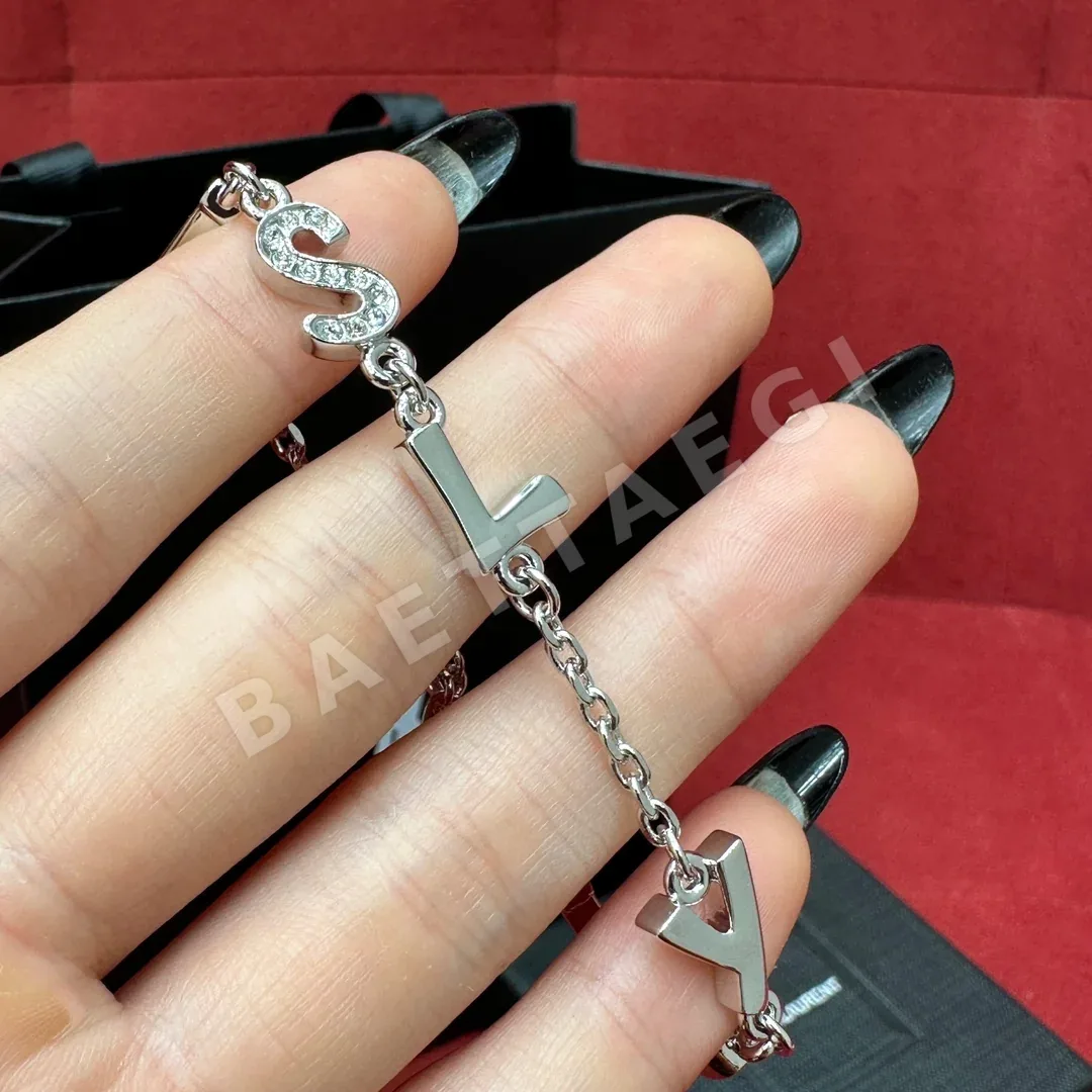 생로랑 다이아몬드 S 엠블럼 목걸이 상세 이미지 5