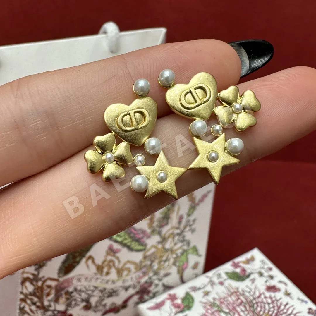 디올 럭키 멀티 엘리먼트 귀걸이 178192