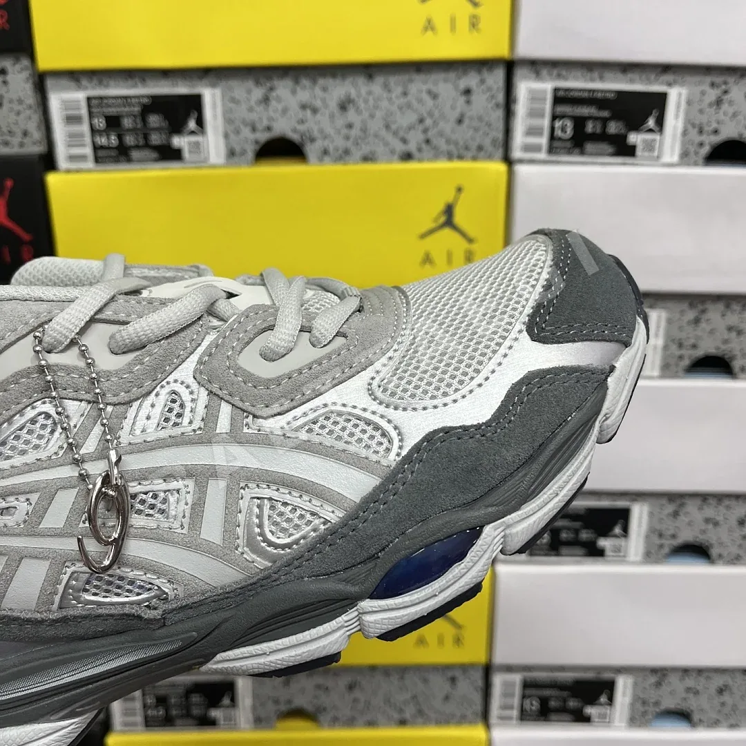 아식스 [GX] 젤 NYC 1203A383-025 200534 Asics Gel-NYC Glacier Grey Gravel 상세 이미지 3