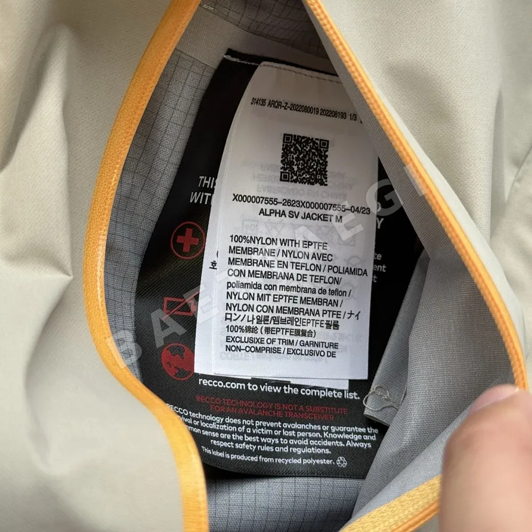 아크테릭스 알파 SV 고어텍스 자켓 뱀띠 한정판 200151 Arc'teryx Alpha SV Year Or The Snake GTX 상세 이미지 14