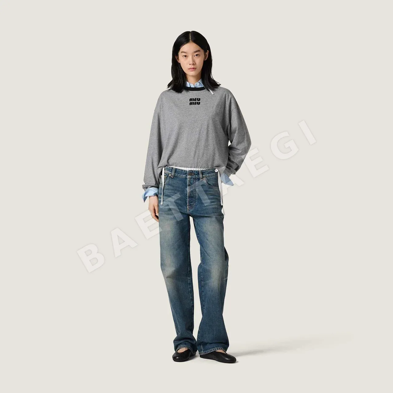 미우미우 3D 테일러드 슬림 여성 바지 202583