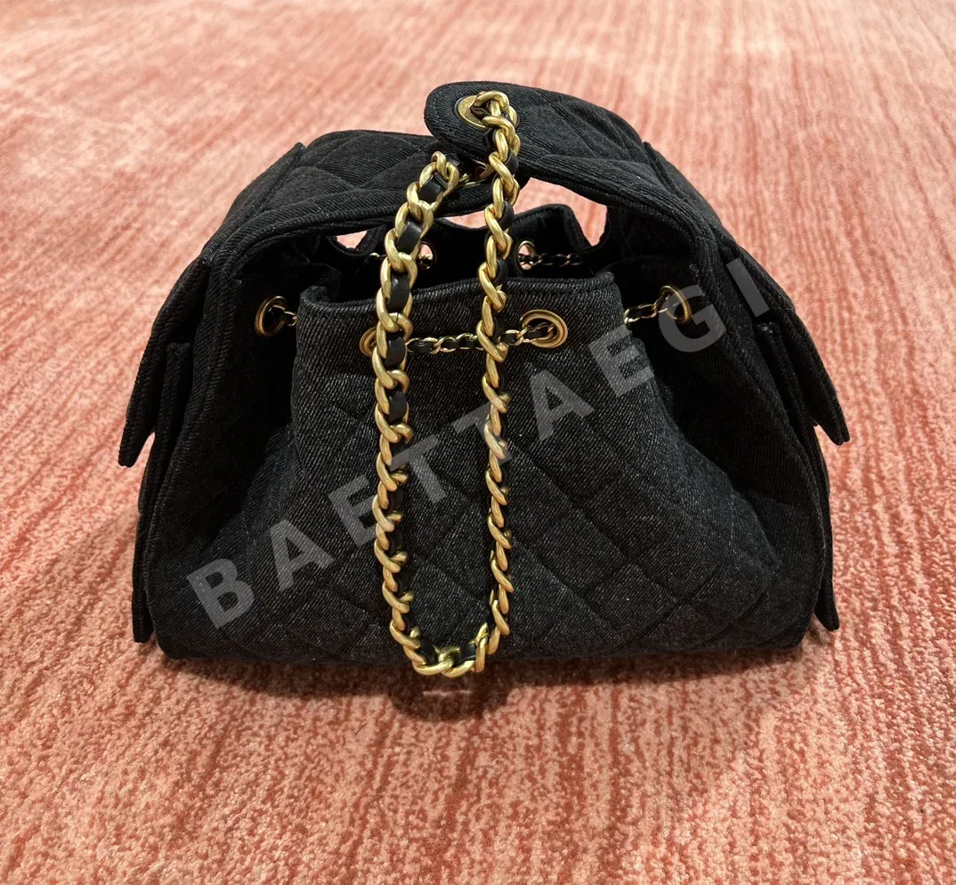 샤넬 데님 블랙 미니백 상세 이미지 4
