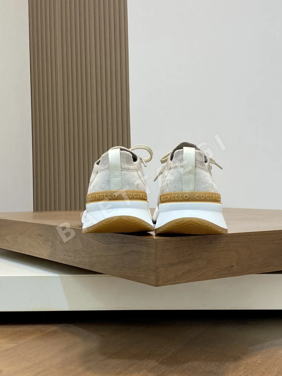브루넬로쿠치넬리 스니커즈 남성 스웨이드 러버솔 상세 이미지 8