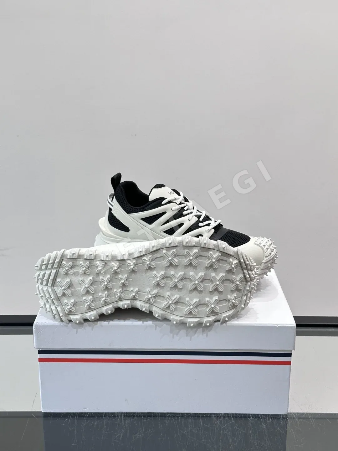 몽클레르 신발 158625 Moncler Sneakers 상세 이미지 9