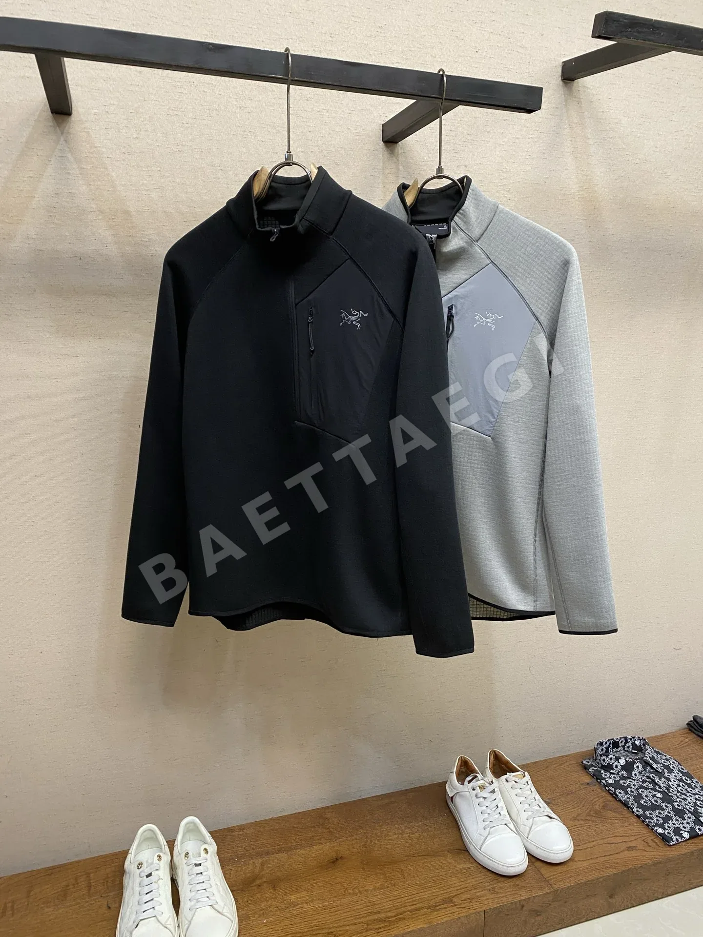 아크테릭스 남성 플리스 하이넥 긴팔 상의 상세 이미지 3