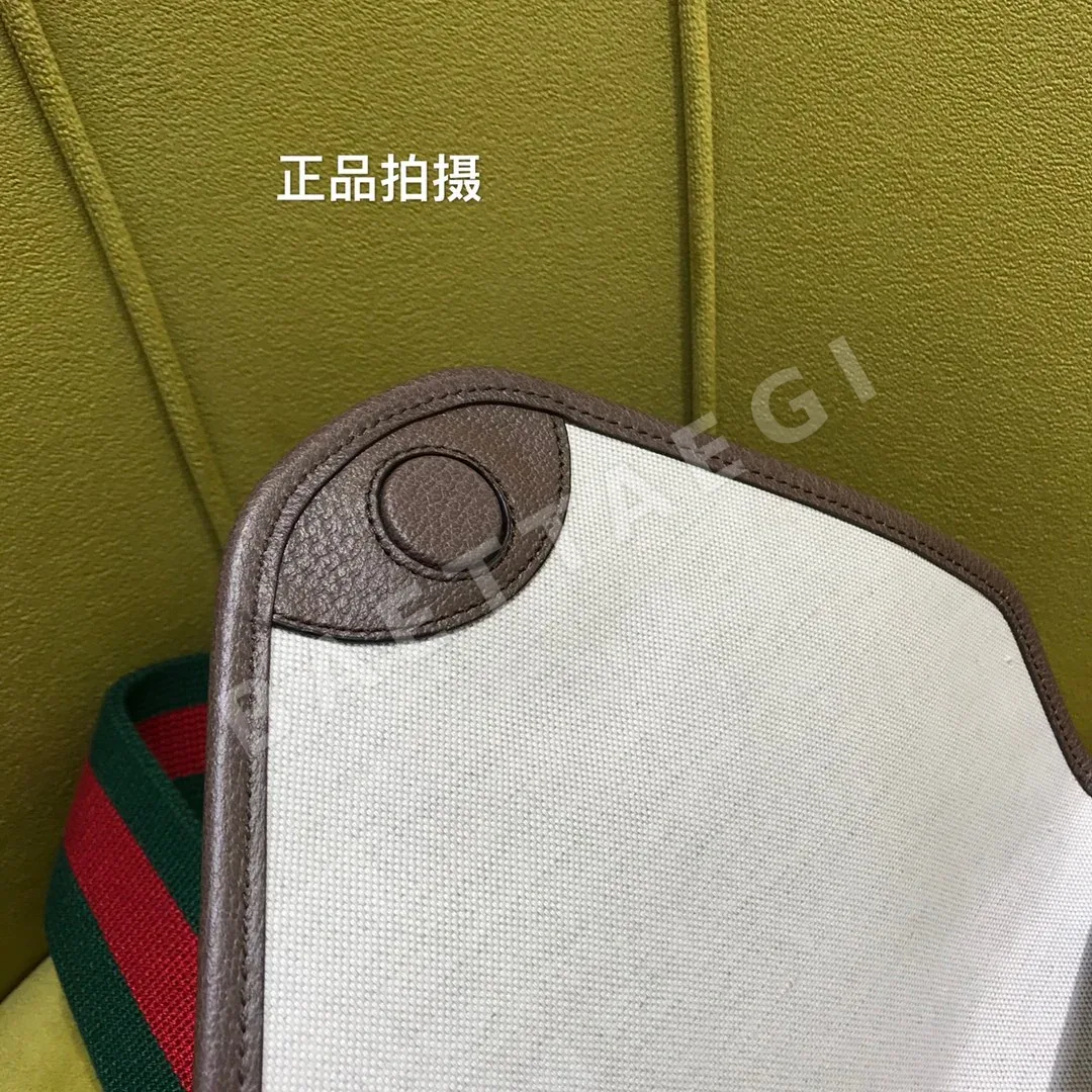 구찌 타이거헤드 메신저백 상세 이미지 3