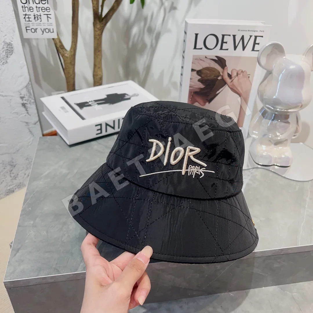 디올 자수 D 로고 버킷햇 모자 상세 이미지 3