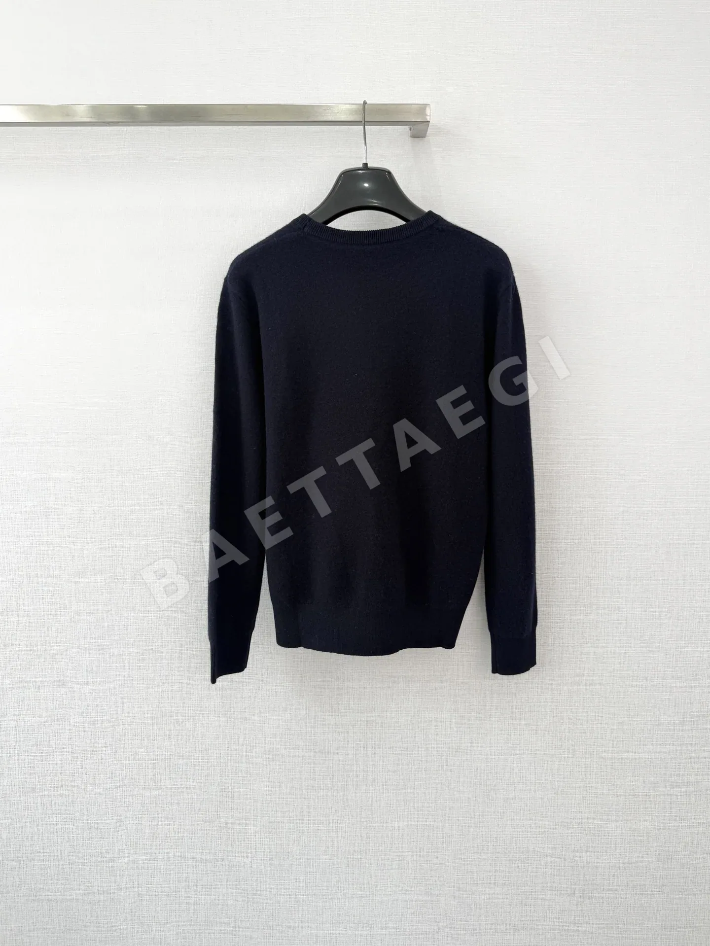 로로피아나 클래식 크루넥 울 스웨터 상세 이미지 2