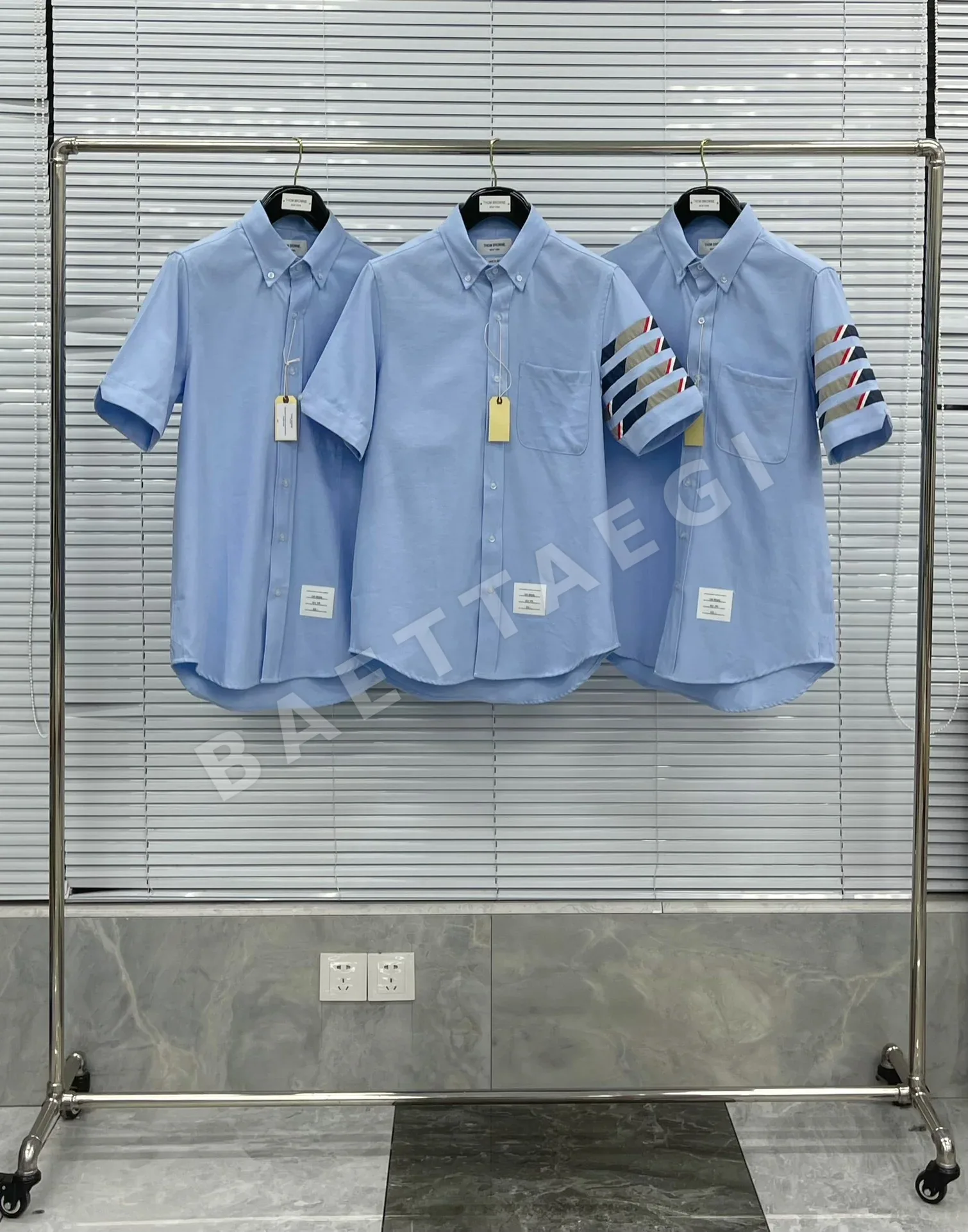 톰브라운 남성 반팔 상세 이미지 2
