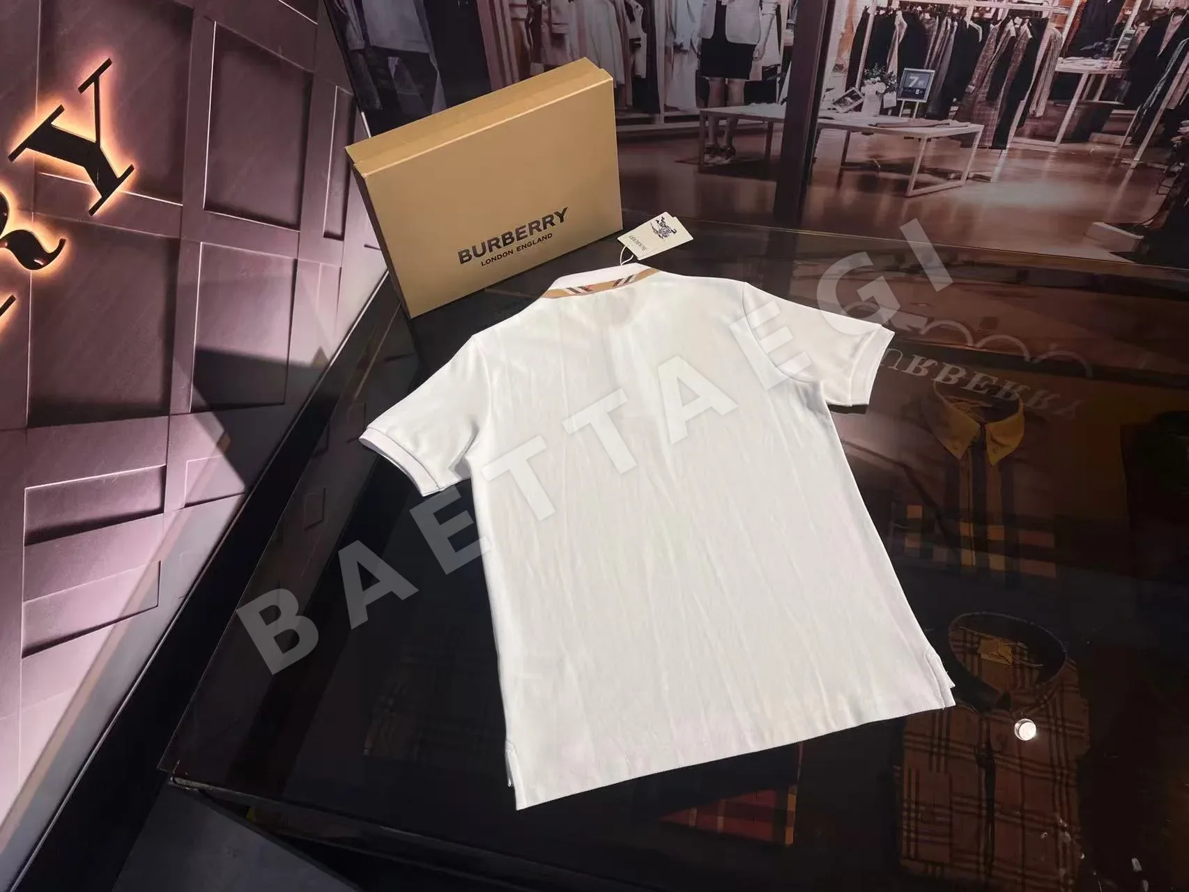 버버리 베이지 체크 카라 반팔 셔츠 상세 이미지 7