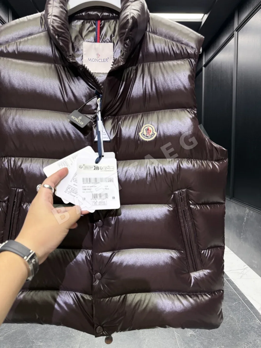 몽클레르 티브 남성 다운 베스트 상세 이미지 7