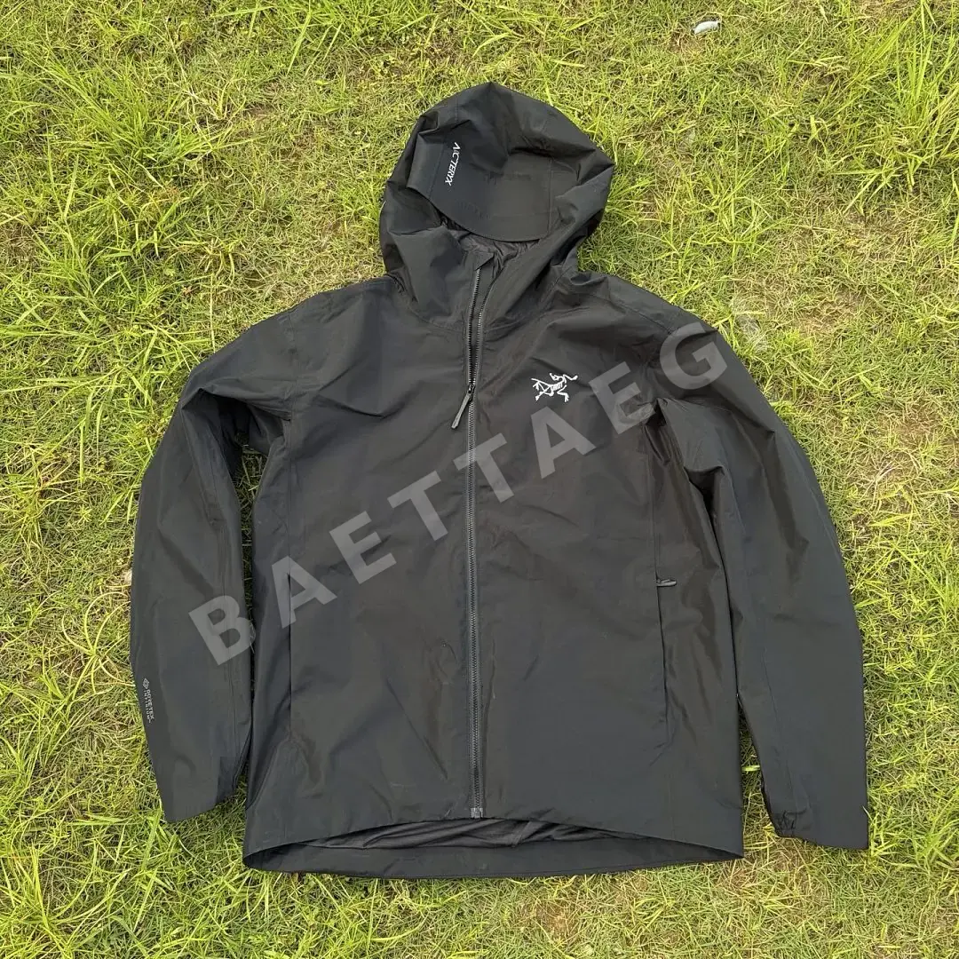 아크테릭스 [TZ] 솔라노 후디 쉘 자켓 후드 바람막이 블랙 실버 200163 Arc'teryx Solano Hoodie Shell Jacket