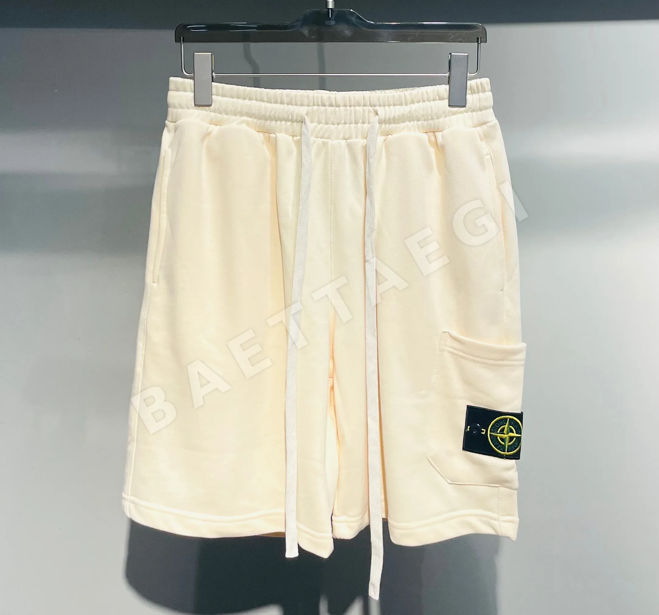 스톤아일랜드 남여공용 반바지 51366 Stone Island Shorts 상세 이미지 4