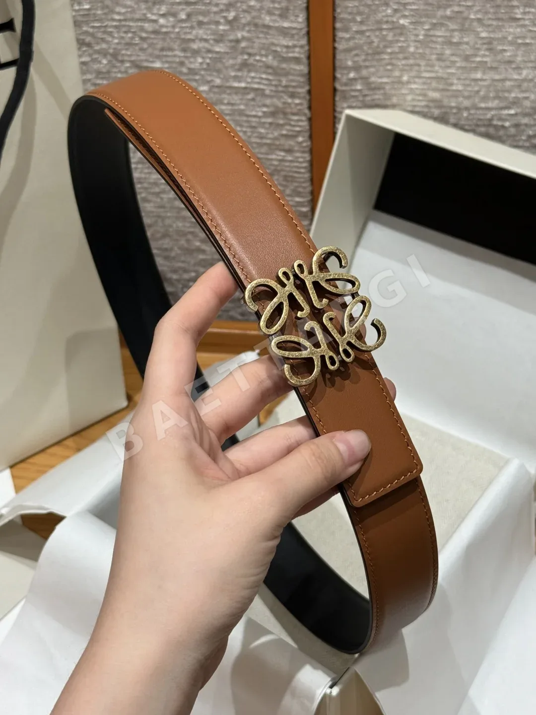 로에베 아나그램 양면 가죽 벨트 상세 이미지 5