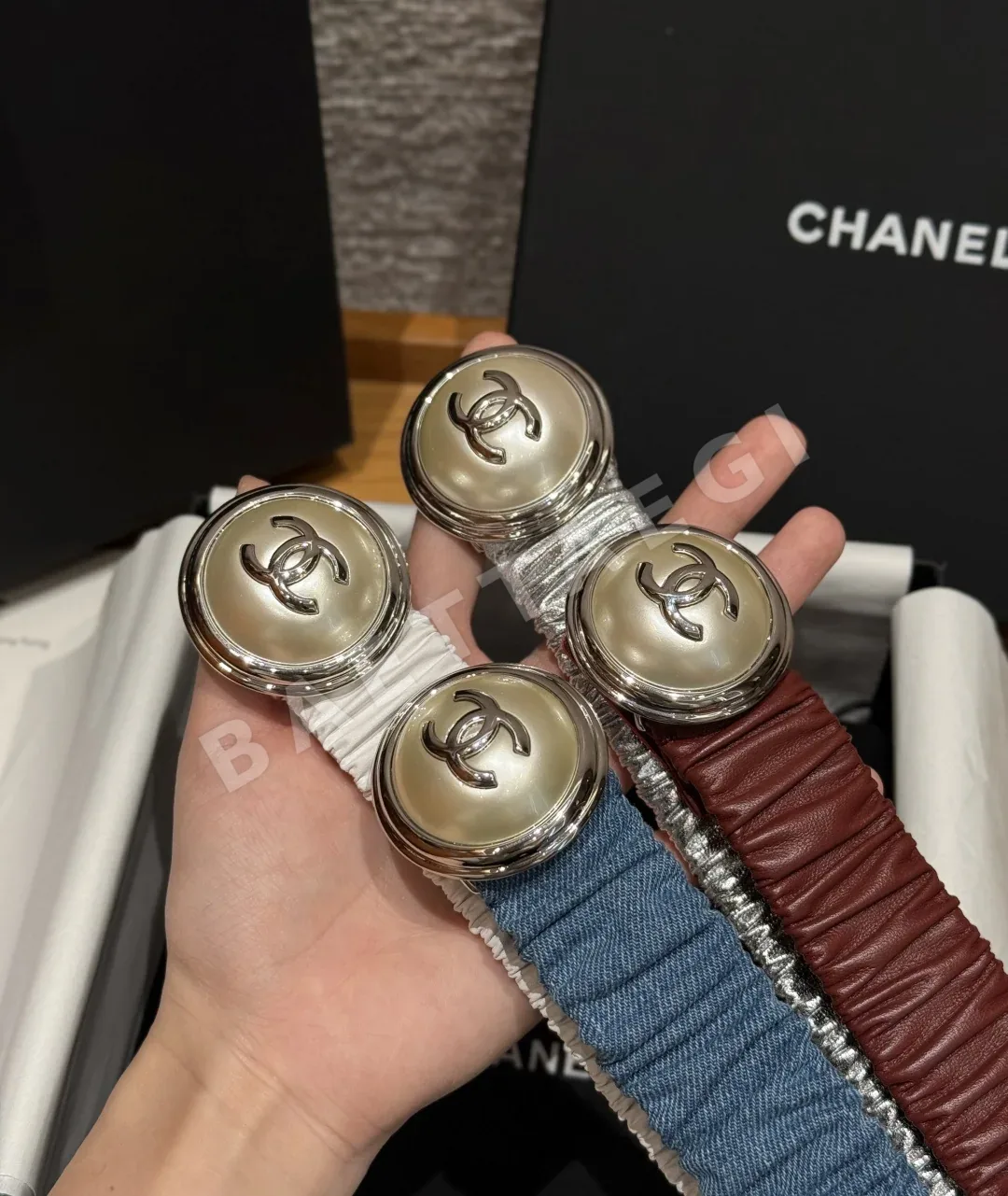 샤넬 메탈릭 블랙 가죽 벨트 상세 이미지 5