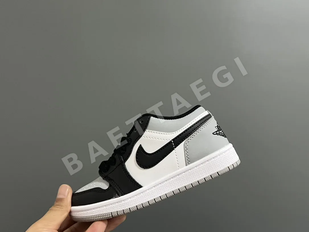 나이키 스니커즈 버클 레이스 169933