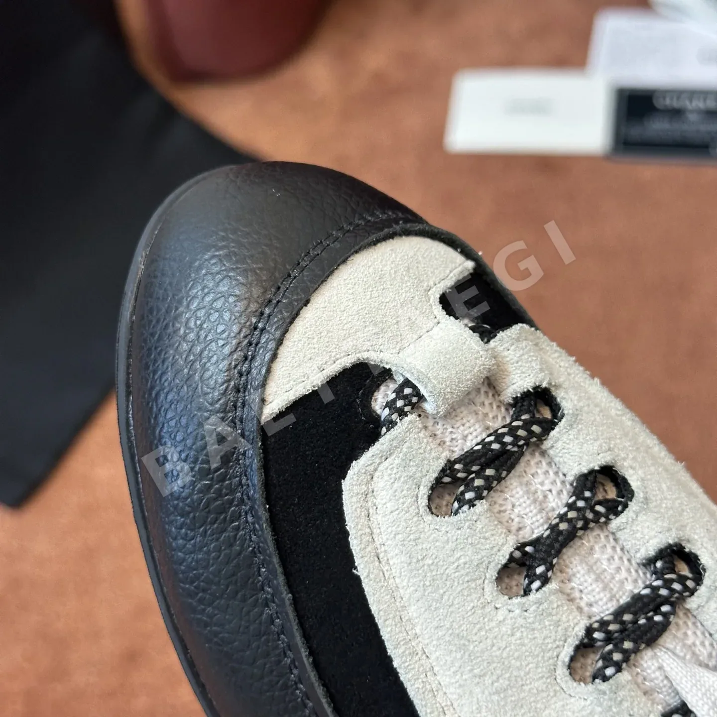 샤넬 플라이니트 메시 판다 스니커즈 상세 이미지 6