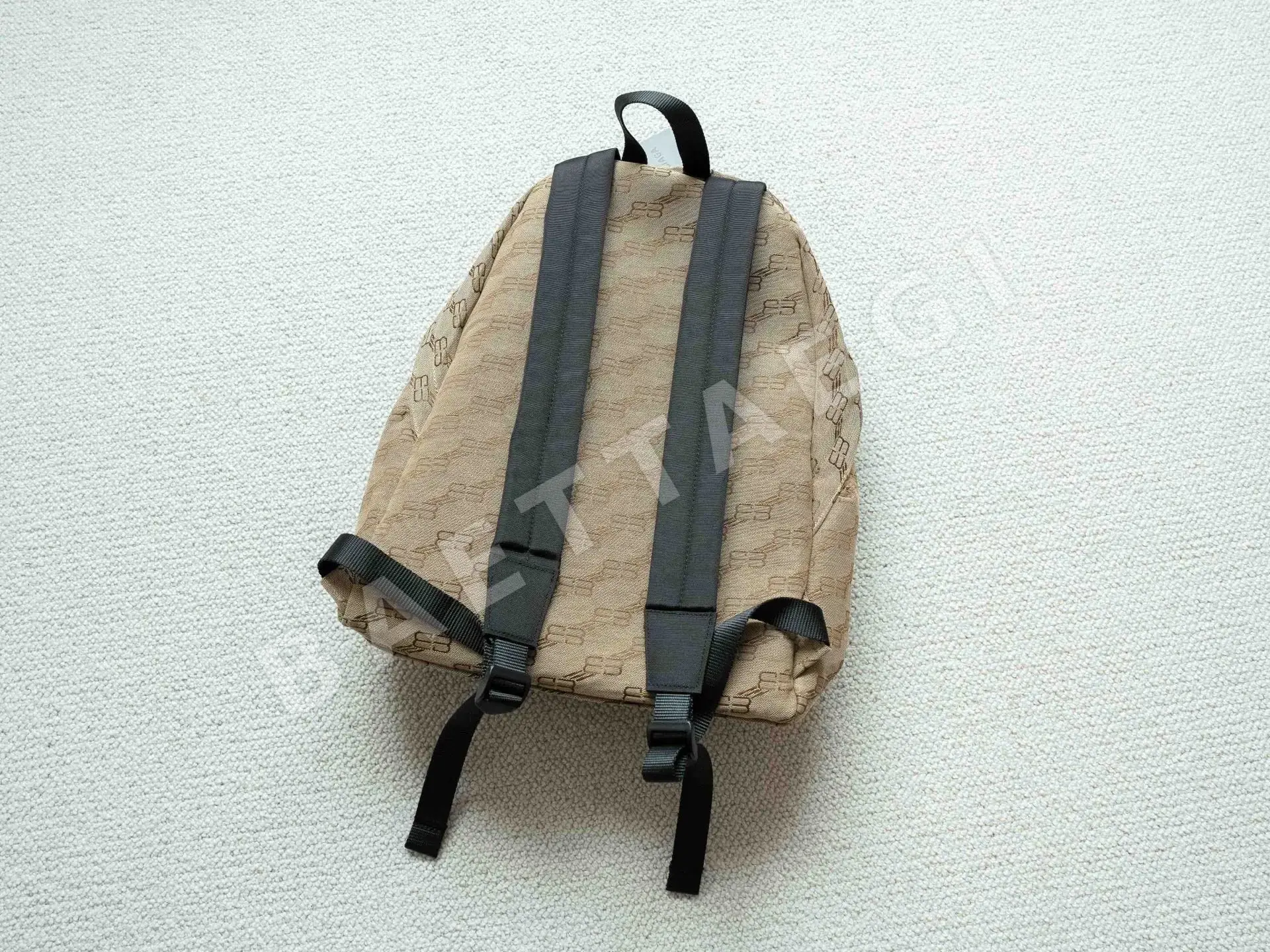 발렌시아가 모노그램 로고 지퍼 캔버스 백팩 상세 이미지 6