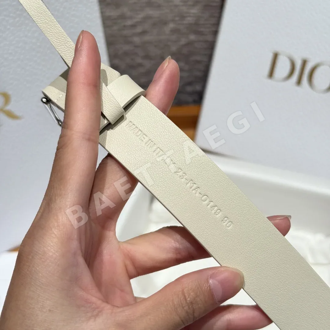 디올 소가죽 CD 버클 벨트 상세 이미지 8