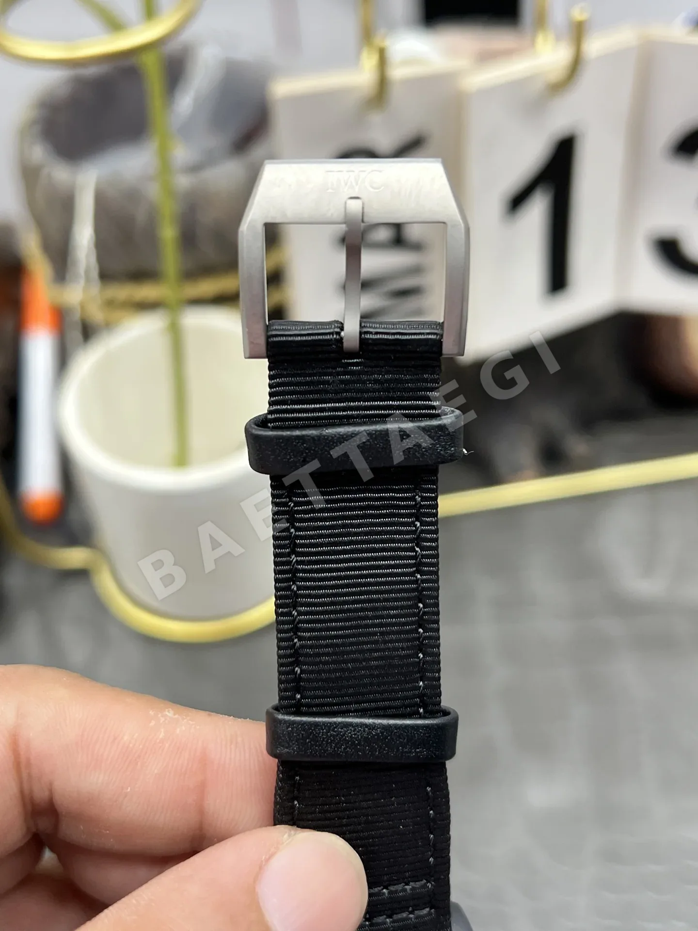 IWC 파일럿 에이스 오브 스페이드 세라믹 시계 상세 이미지 8