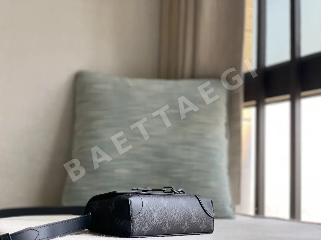 루이비통 스티머 미니 메신저백 M81783 상세 이미지 4