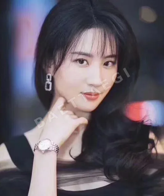 해리윈스턴 다이아몬드 스털링실버 귀걸이 상세 이미지 4