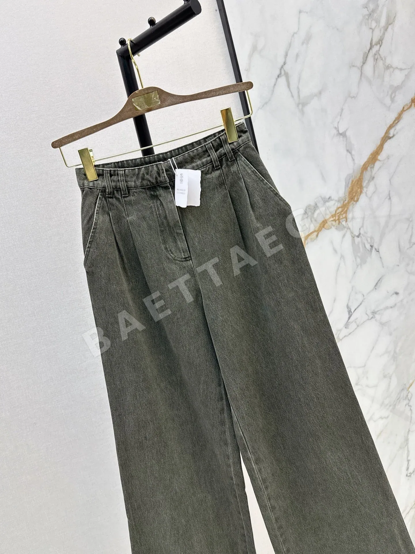 브루넬로쿠치넬리 워시드 데님 여성 바지 상세 이미지 3