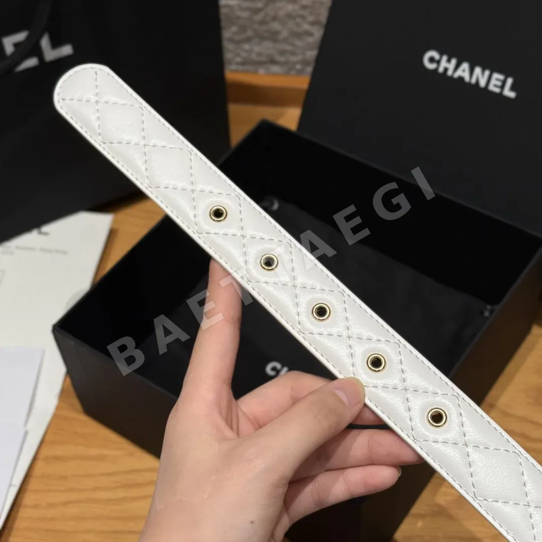 샤넬 더블 C 메탈 로고 램스킨 벨트 상세 이미지 8