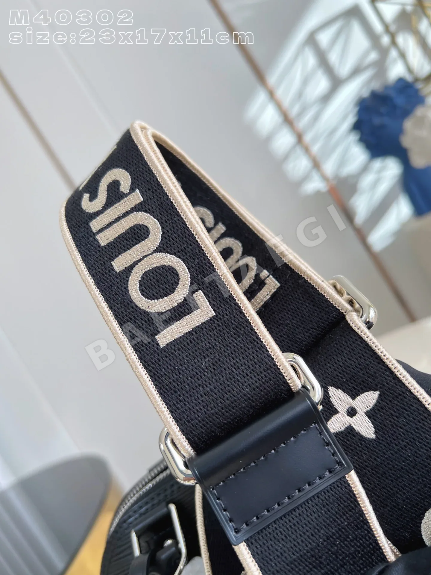 루이비통 에피 알마 BB 핸드백 M40302 상세 이미지 13