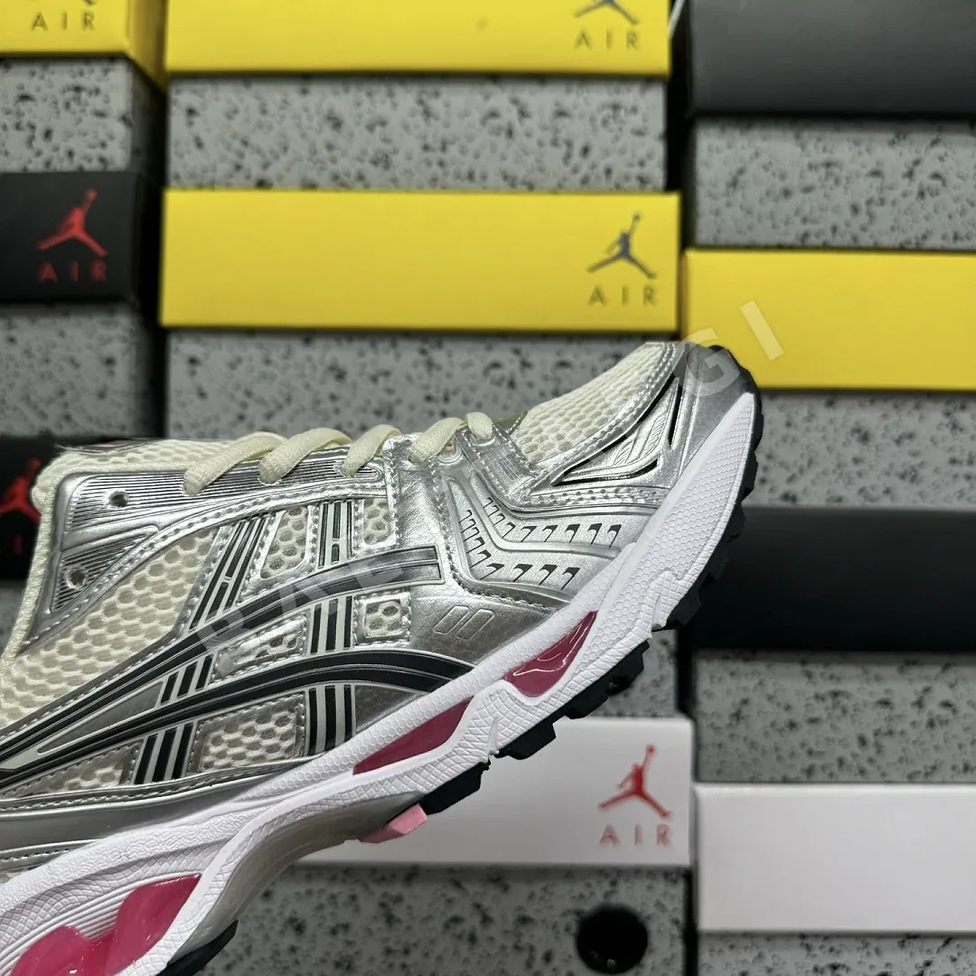 아식스 [LZ] 젤 카야노 14 1203A537-103 200564 Asics Gel-Kayano 14 Cream Sweet Pink 상세 이미지 4