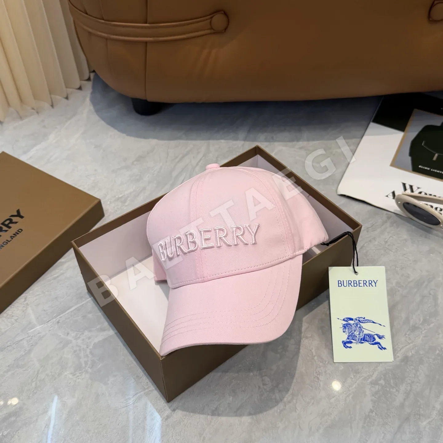 버버리 자수 코튼 베이스볼 캡 상세 이미지 2