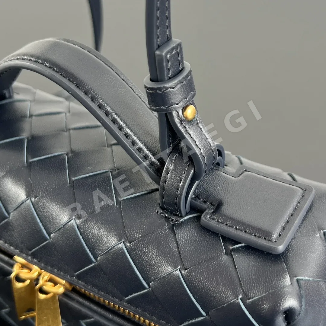 보테가베네타 직조 소가죽 로프 메이크업 백 상세 이미지 6